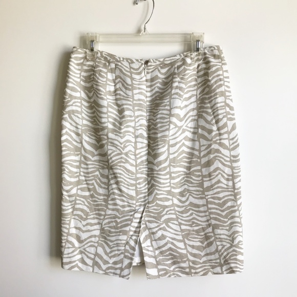 Calvin Klein Printed A Line Career  Skirt - Picture 4 of 4